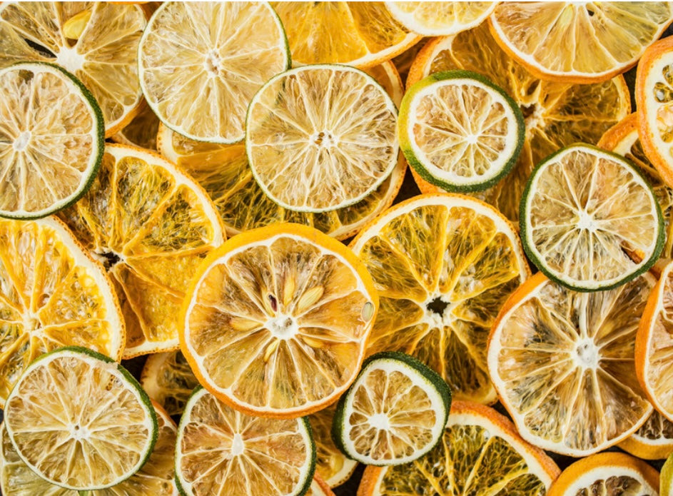 Cake Magic: Dehydrated Fruit Decorations